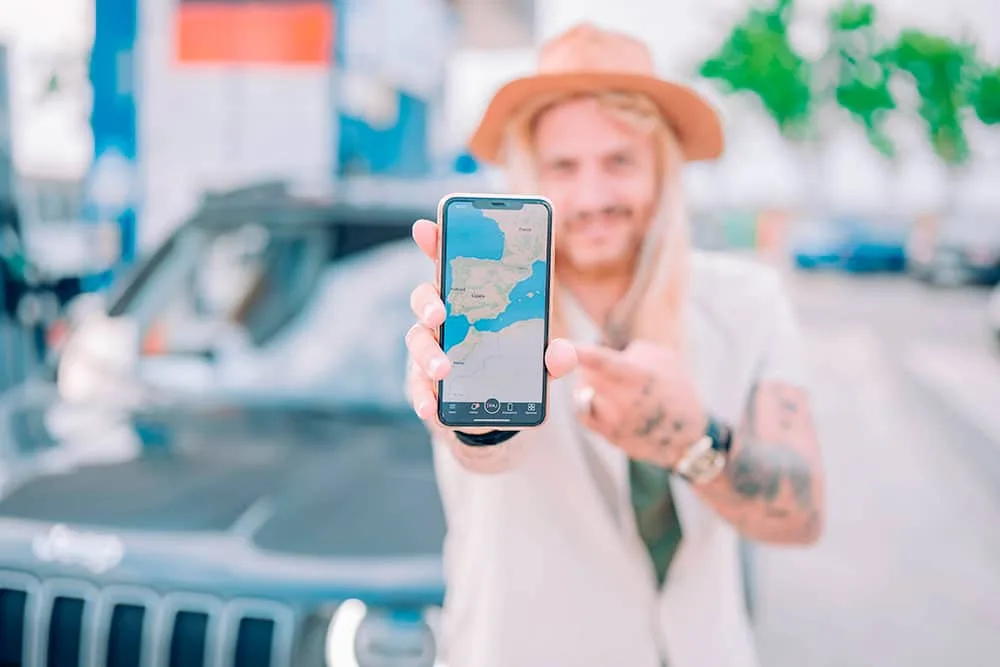 Diferencias entre un localizador GPS y un navegador